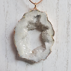 White Aura Geode Quartz Necklace, Gold Electroplated Stone, Leather, Geode Slice