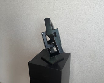 Metal sculpture