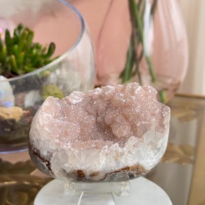 Gorgeous Pink Sugar Druzy Rainbow Amethyst Cutbase / Freeform • Uruguay •