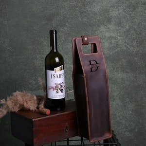 Engraved Leather Wine Tote, Personalized Wine Caddy, Custom Wine Sleeve, Whiskey Carrier, Gift For Him, Father's Day Gift, Wine Holder