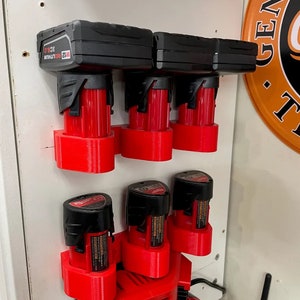 Milwaukee M12 Battery Holder - Secure and Space-Saving Wall Mount Bracket