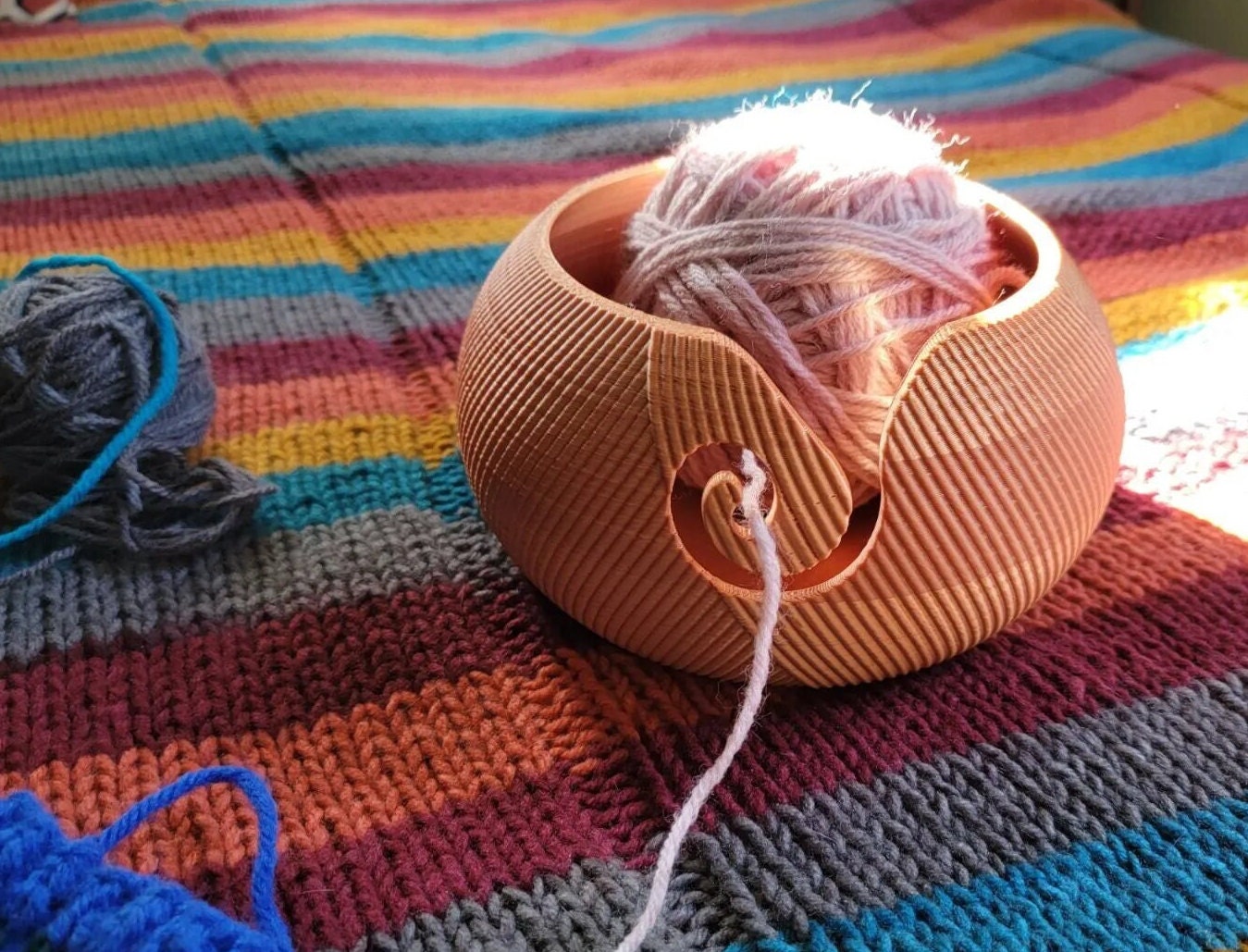 Ceramic Yarn Bowl With Garland, Turquoise Garland Crochet Bowl, Pottery Wool  Bowl, Wheelthrown Yarn Bowl, Knitter's Bowl, Unique Yarn Bowl 