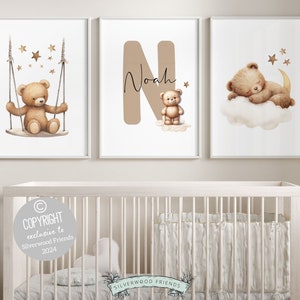 Impressions chambre d'enfant ours en peluche, décoration de chambre d'enfant ours beige, nouveau cadeau pour bébé garçon, nom de bébé ours en peluche signe neutre chambre d'enfant Art mural impression numérique