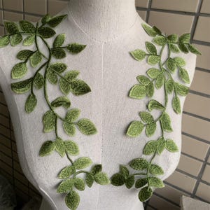 1 Paar grüne Stickerei-Applikation, Blattranke-Aufnäher, Venezianer-Blattspitze für Kostüm, Handwerksdesign, Brautkleiddekor, Mieder, 1 Paar