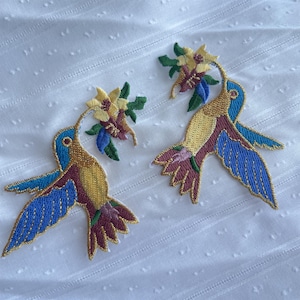 Parche de pájaro único, aplique de pájaro volador, parche para planchar o coser, parche de flor de pájaro, para jeans, camisas, zapatos, bolsos y disfraces.