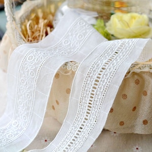 Embroidered Cotton Lace Trim, Narrow Floral Cotton Lace, Cotton Trim in off white,  garment sewing trim