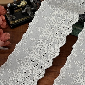 Daisy Embroidery Flower Cotton Lace in beige, Scallop borders Eyelets Cotton trim, Baby dress trim, Garment projects sewing trim, 1 yard