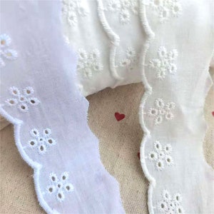 White Cotton Lace Trim, Eyelet Floral Lace, Scalloped Lace, Cotton Trim, Embroidered Lace Trim, Pure Cotton Lace, 14 Yards