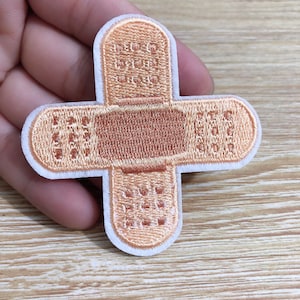 Verbandpatch, pleisterapplicatie, verbandborduurwerk Love Heart, opnaaide patch, spijkerjasjepatch - esthetische patch, 1 stuk