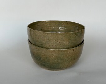 Handmade Bowl - Green Gloss