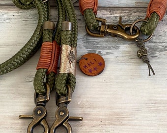 Rope line and collar set olive with antique brass fittings