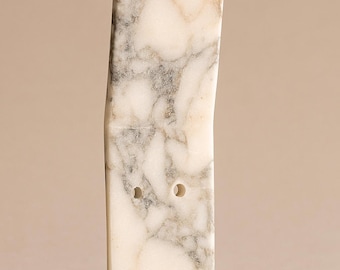 Hand-Carved Calacatta Viola Marble Wall Hook: Modern Entryway Decor