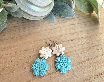 Snowflake dangle earrings | Winter earrings | Lightweight dangle earrings