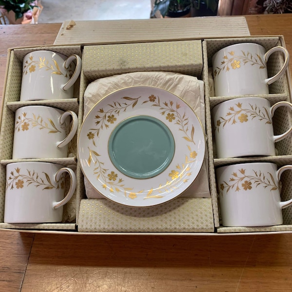 Brand new in box vintage set of susie cooper English bone china coffee set