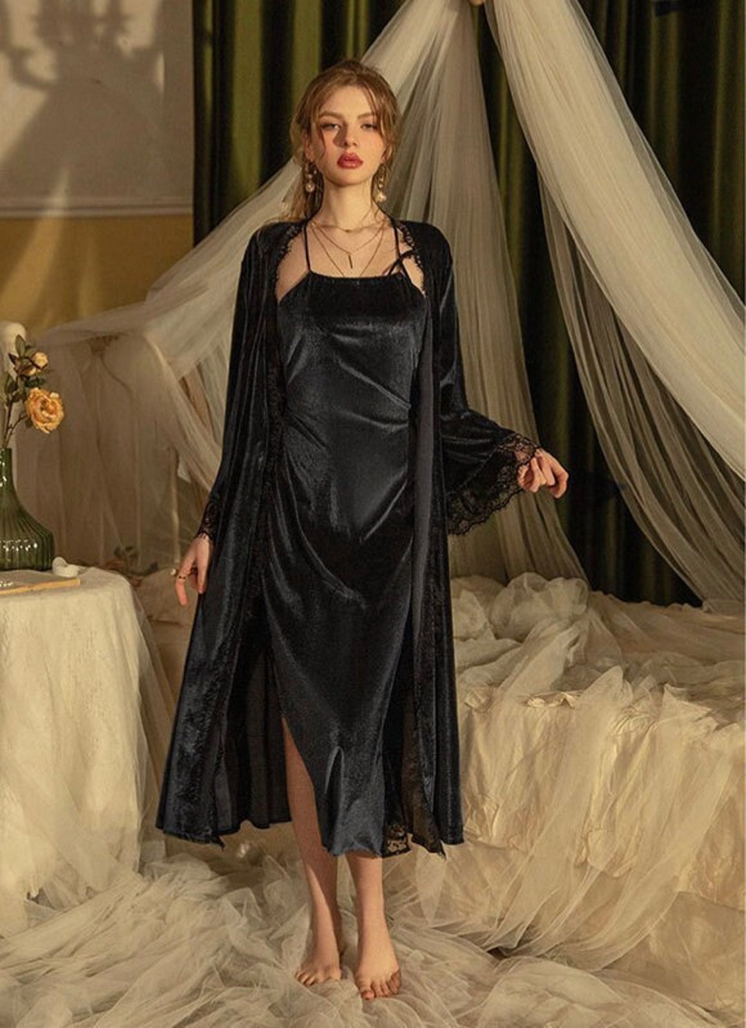 Moonlight black sexy velvet lace suspender nightgown