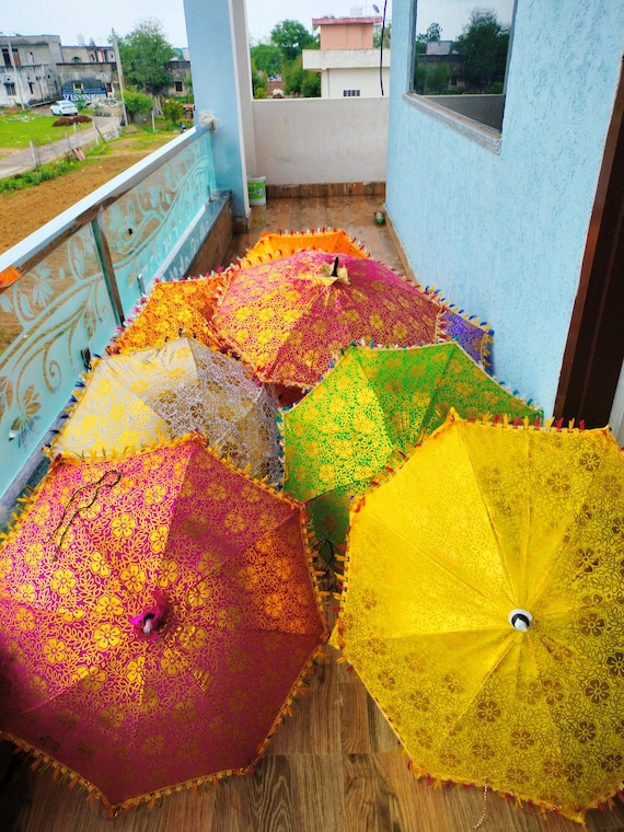 Wholesale Lot Of Indian Wedding Decorative Embroidered Umbrella Golden Print Garden Decor Birthday Anniversary Party Sun Parasol Umbrellas