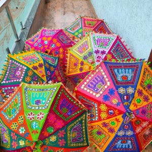Groothandel Veel Indiase Bruiloft Decoratieve Olifant Print Katoen Zijde Paraplu Tuin Decor Kerst Verjaardagsfeestje Hippie Parasols