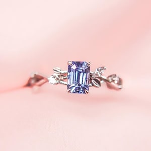 Blauer Saphir Ring Einzigartiger Ring Echter Blauer Saphir Verlobungsring Solitär Ring 925er Sterling Silber Ring Für Sie Personalisiertes GeschenkFür Sie