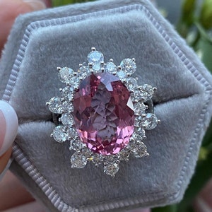 Rosa Spinell Ring: Ovaler Edelstein, amerikanischer Diamant Brautring