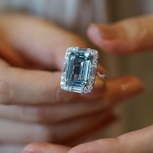 Bellissimo anello di fidanzamento con acquamarina, anello nuziale personalizzato, regalo per lei, argento sterling 925, anello con acquamarina unico, gioielli di lusso