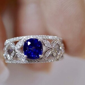 Blauer Saphir Ring Echter Blauer Saphir Verlobungsring Solitär Ring 925 Sterling Silber Ring Ihre beste Freundin Geschenk für ihren königlichen Saphir