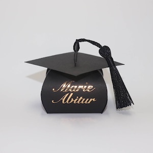 Master Bachelor Abitur Abschluss Geldgeschenk Geschenk Geschenkbox Doktorhut Hochschule Schulabschluss Staatsexamen Absolventenhut Name Bild 5