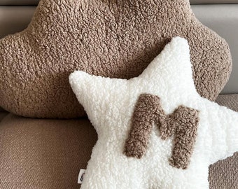 Monogram teddy letter pillow, nursery fabric letters, kissen baby, monogram pillows, monogram throw pillow, custom name pillow