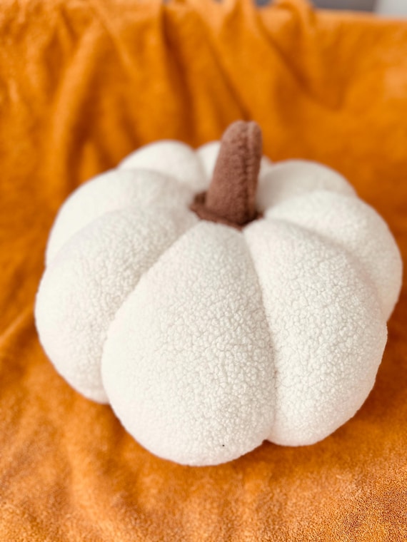 Teddy Boucle Pumpkin Pillow, Halloween Home Decor