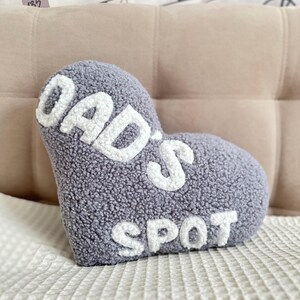 Regalo del Día del Padre: Almohada de Corazón Personalizada con Mensaje Personalizado. Cojín de Felpa Suave para Papá, de Niños. Un Regalo Único para Él.