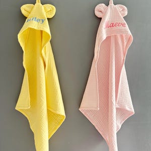 Personalized Baby Muslin Hooded Towel with Cute Ears – Soft Custom Name Bath Towel for Newborns, Infants & Toddlers, Baby Shower Gift