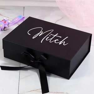 Luxury Gift Box|Magnetic Gift Box|Bridesmaid Maid of Honour gift box|Best man gift box|Personalised Name Box|Birthday Box|Groomsman Box