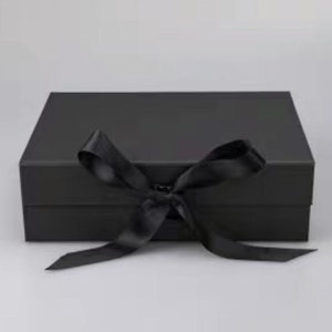 Luxury Gift Box|Magnetic Gift Box|Bridesmaid Maid of Honour gift box|Best man gift box|Personalised Name Box|Birthday Box|Groomsman Box