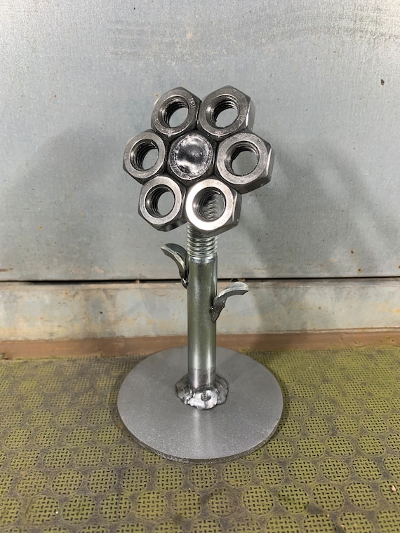 【日本産】 Nuts Flower Metal and Etsy - Handmade Welded Art Metal Bolts アート・デザイン・音楽