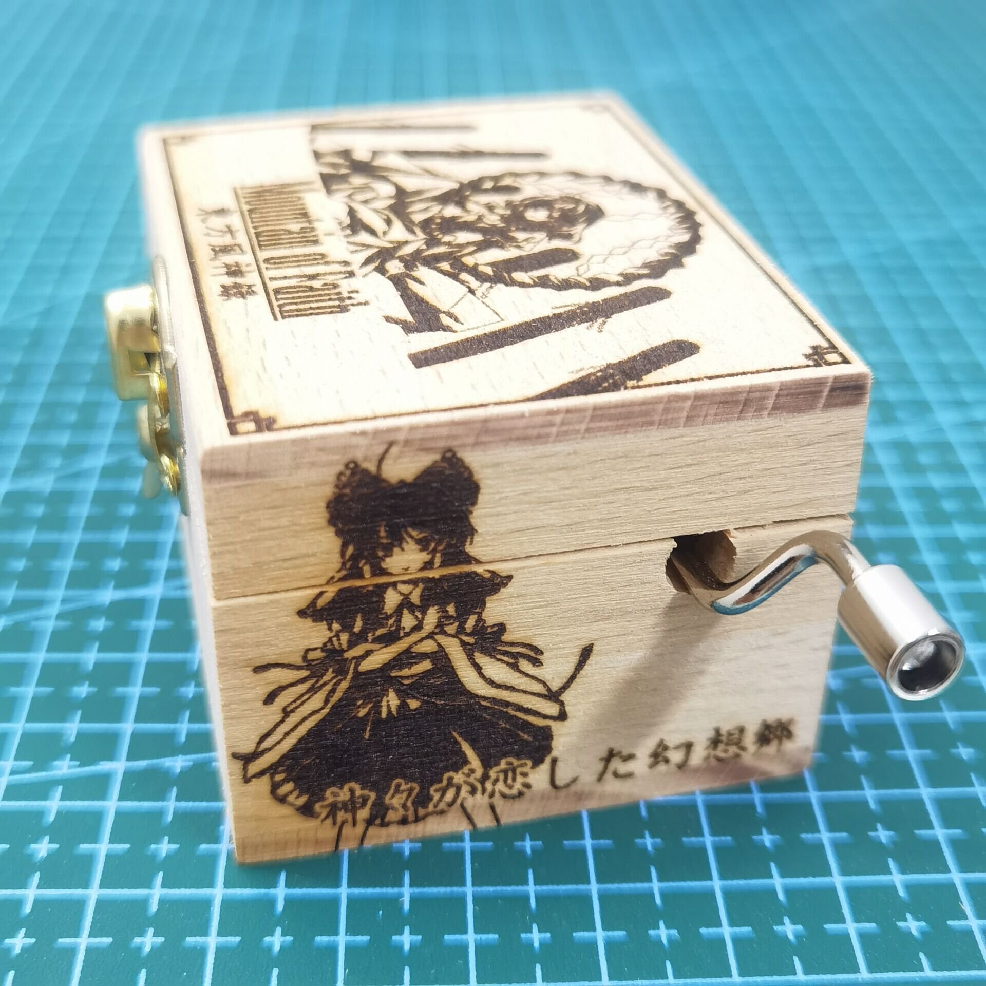 東方〜信仰の山 神々が愛した幻想郷アニメテーマオルゴール 木製