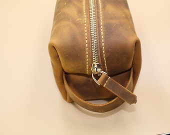Leather dopp kit, Personalized toiletry bag