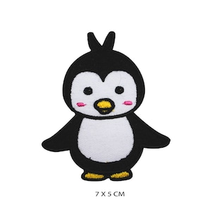 Cute Baby Penguin Cartoon Iron-On Patch, Vinyl Player Badge, Vintage Decorative Patch, DIY Embroidery, Embroidered Applique