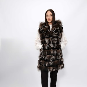 Hooded fox fur vest.NAFA Northern Canadian fox hooded vest in natural color(fur flap).The technology of the horizontal arrangement of skins.