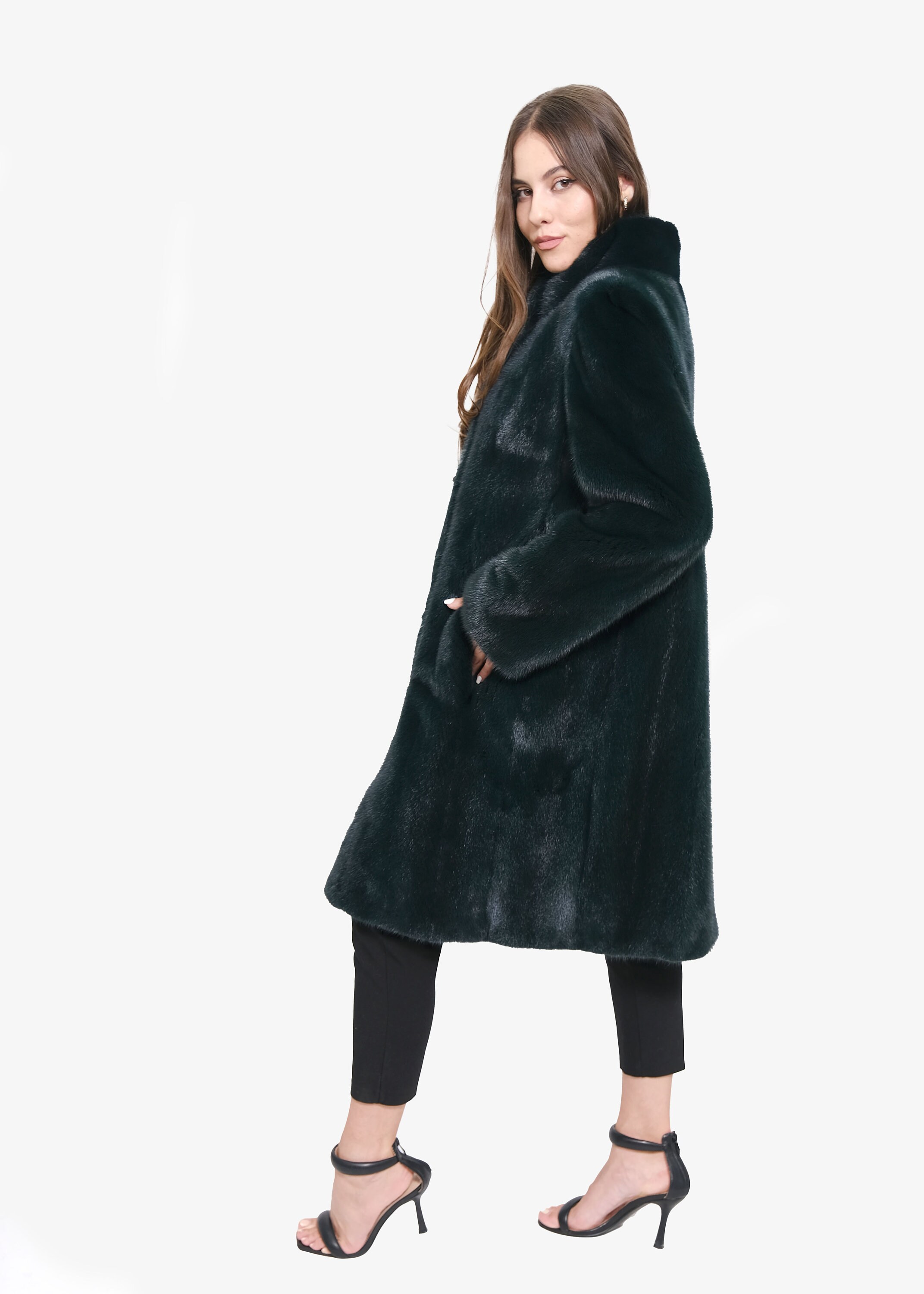 ダークグリーンサガミンクコート サガミンクファーコート:スカンジナビア風ダークグリーンの