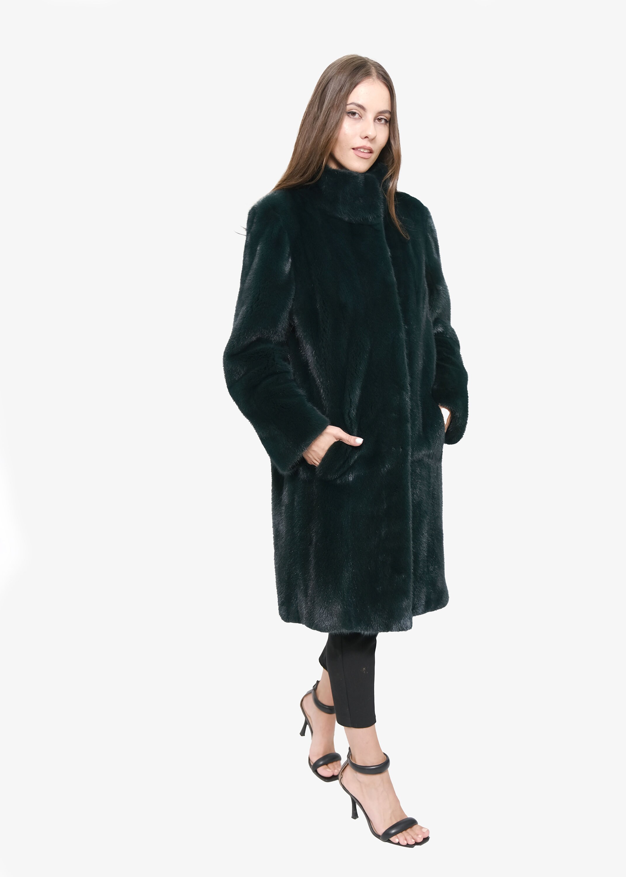 ダークグリーンサガミンクコート サガミンクファーコート：スカンジナビア風ダークグリーンの