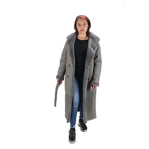 REVERSIBLE SHEEPSKIN COAT, Straight reversible sheepskin coat in a combination of two shades of grey,an impressive fur for specials looks.