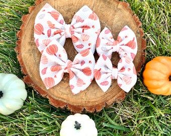 Fall pumpkin hair bow, fall leaves hair bow, pumpkin hair bow, handmade hair bow, baby girl hair bow, head wrap bow, fall hair bow