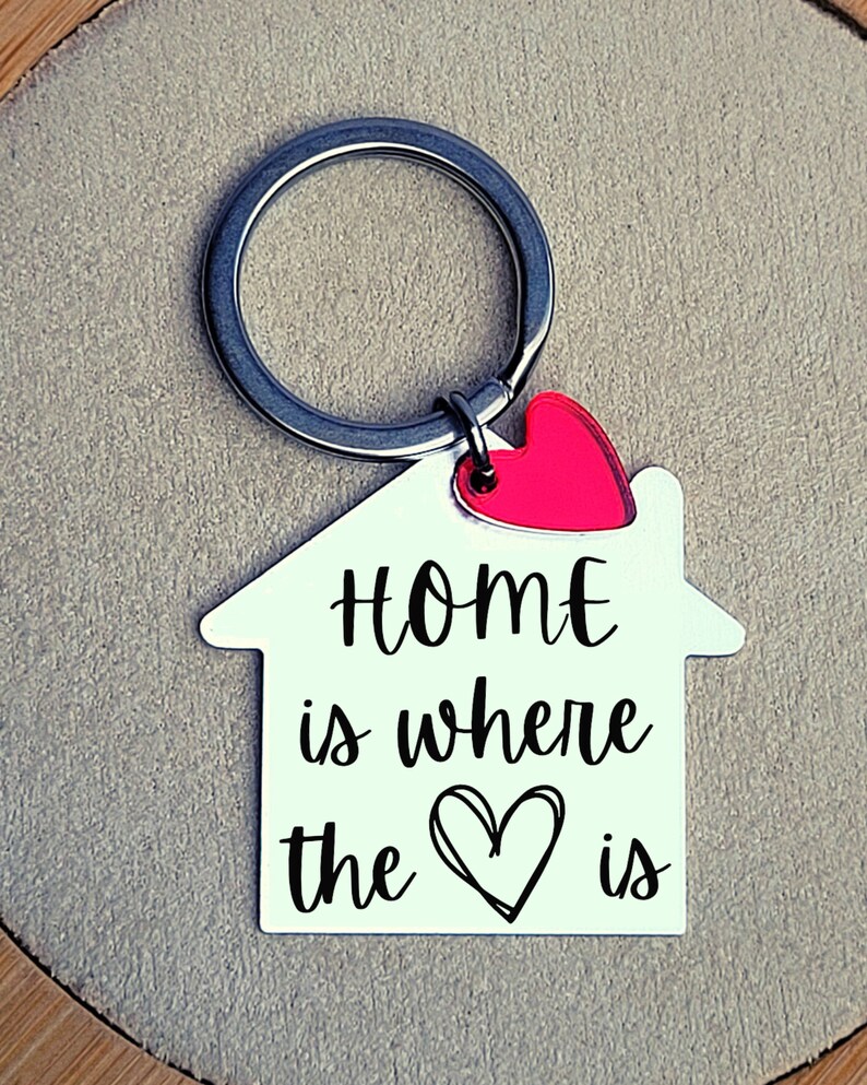 First home keychain, personalized keyfob for new home, custom engraving couples keyring, moving house gift image 5