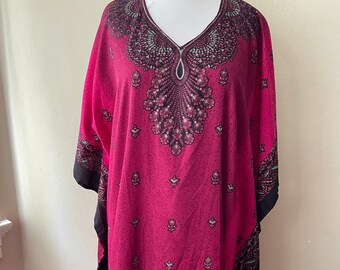 Size 2XL - Vintage Santa Pink Geometric Floral Boho Caftan
