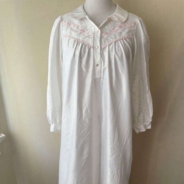 Size L - Vintage Vanity Fair Silky White Modest Bridal Nightgown