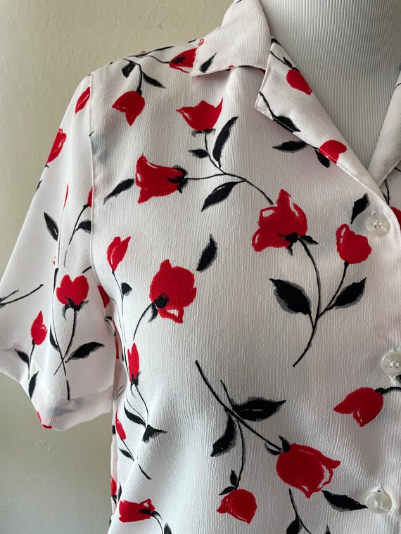 Size M - Vintage 90s Red Floral Blouse by Alfred … - image 2