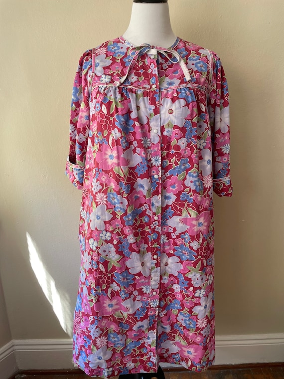 Size XL - Vintage Floral Housedress by At Home We… - image 1