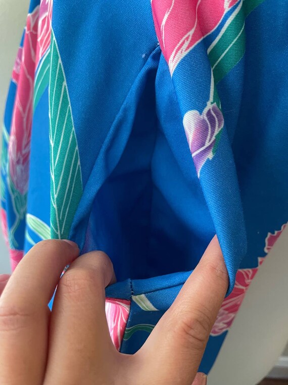 Size L - Vintage 70s Blue Floral Tropical Housedr… - image 4