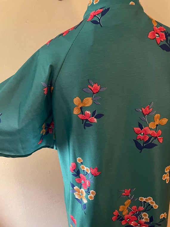 Size M - Vintage 1960s Teal Green Floral Housedre… - image 4
