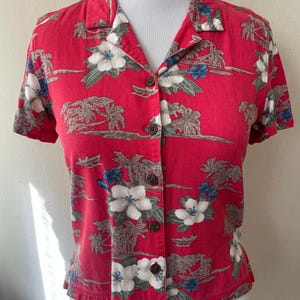 Talla S - Camisa estilo Aloha con estampado floral rojo vintage de los años 90