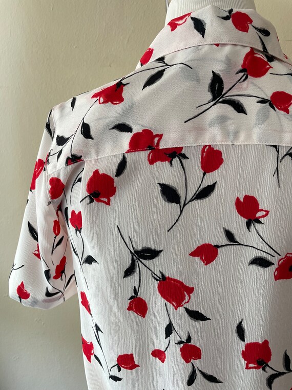 Size M - Vintage 90s Red Floral Blouse by Alfred … - image 3